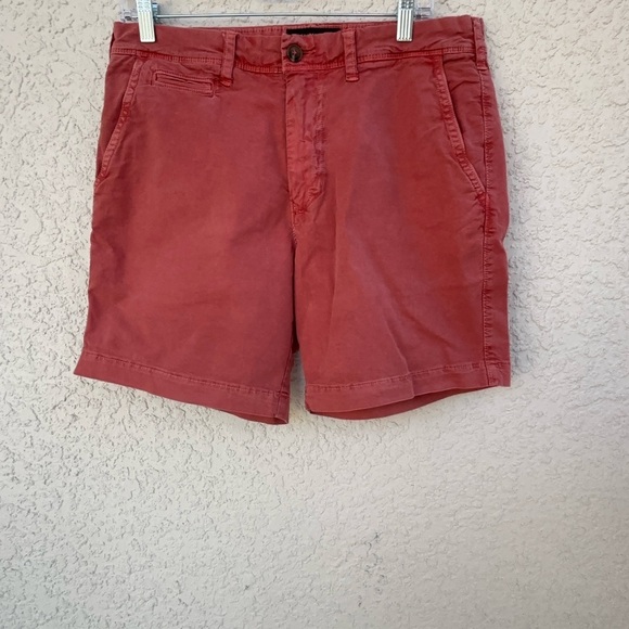American Eagle Outfitters Red Flat Front Shorts - Picture 2 of 8